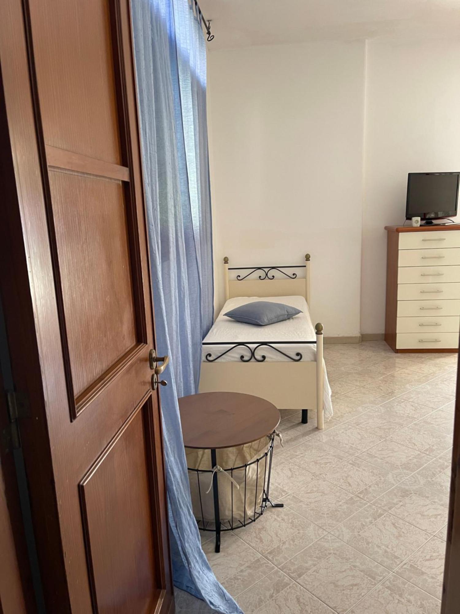 Triple Room Private Bathroom,1552877653:JPEG