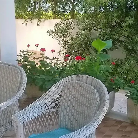 B&B Il Villino Torre Dell'Orso-3